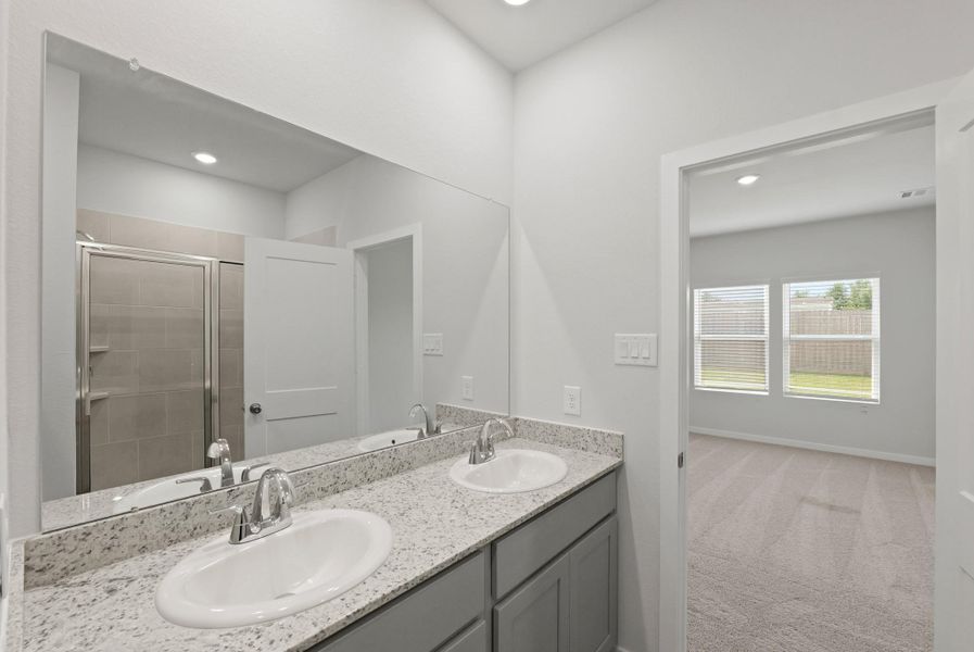 Furnished interior view inside a new home in Sherwood Glen, Conroe (Image 5). Furnished interior view inside a new home in Sherwood Glen, Conroe (Image 5).