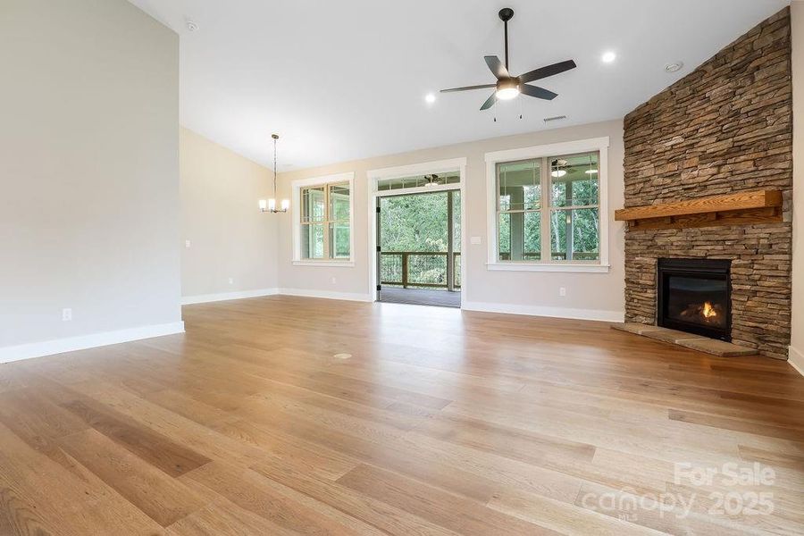 Image 28 of a home in .