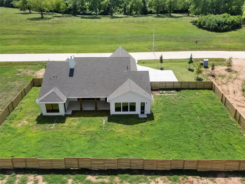 Exterior details and patio area of a home in , Smithville (Image 4).