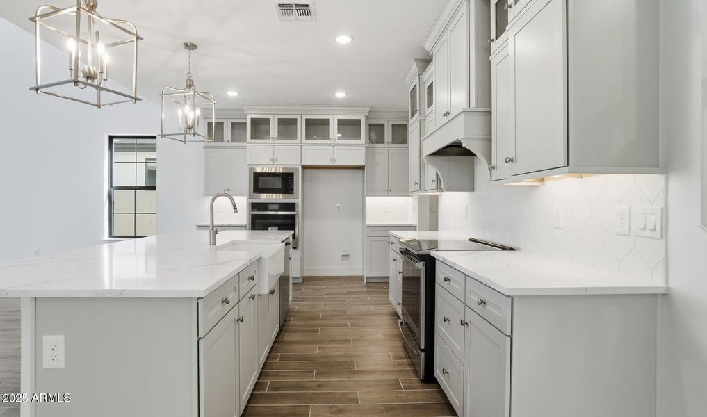 Viviendo Lot #7 Kitchen (3) (Large) Viviendo Lot #7 Kitchen (3) (Large)