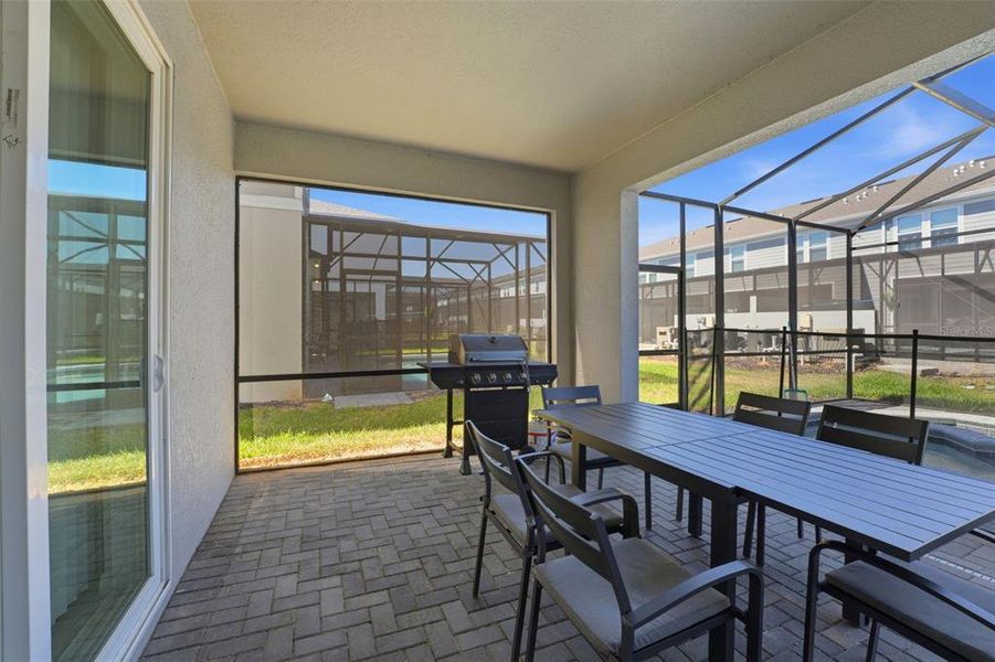 Exterior details and patio area of a home in , Clermont (Image 28).