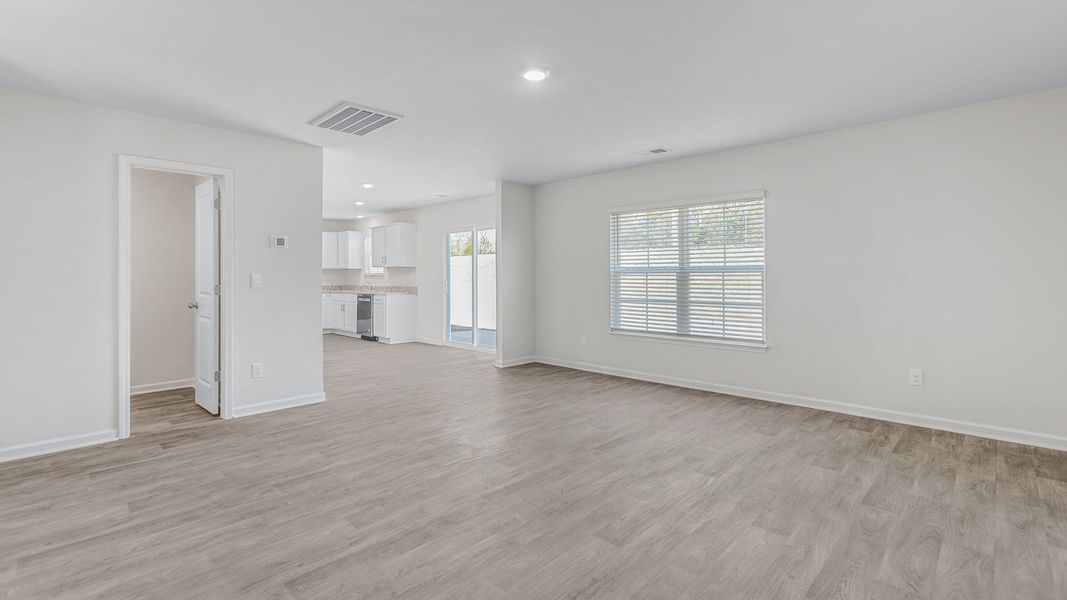 Spacious, unfurnished interior of a new home in English Farm, Archdale (Image 15).