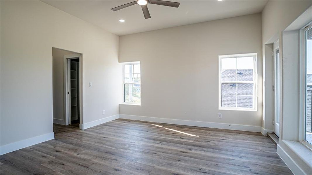 Spacious, unfurnished interior of a new home in , Granbury (Image 16). Spacious, unfurnished interior of a new home in , Granbury (Image 16).