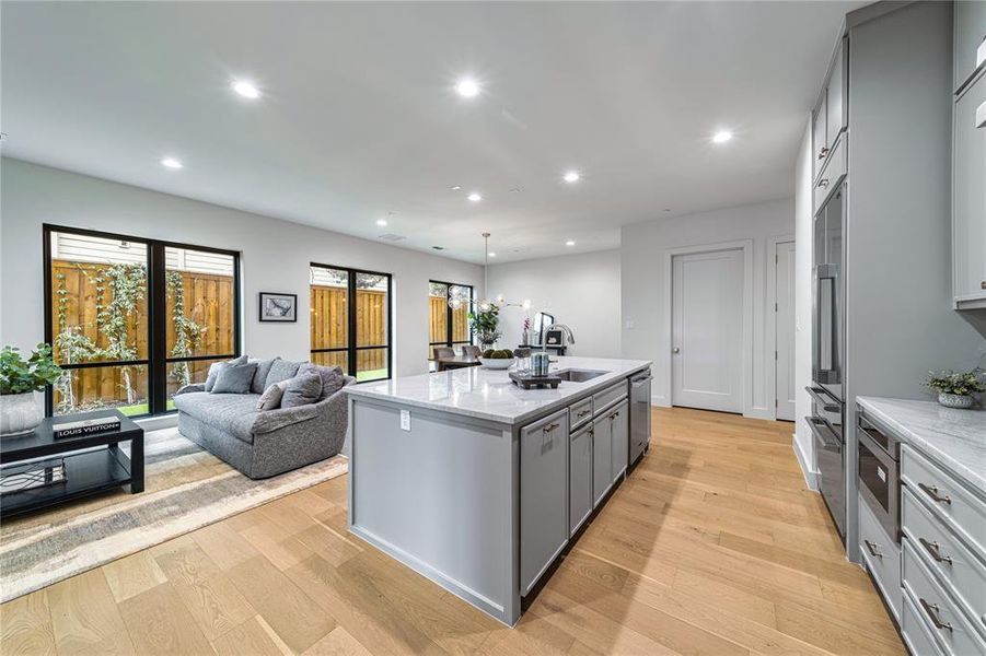 Furnished interior view inside a new home in , Dallas (Image 20).