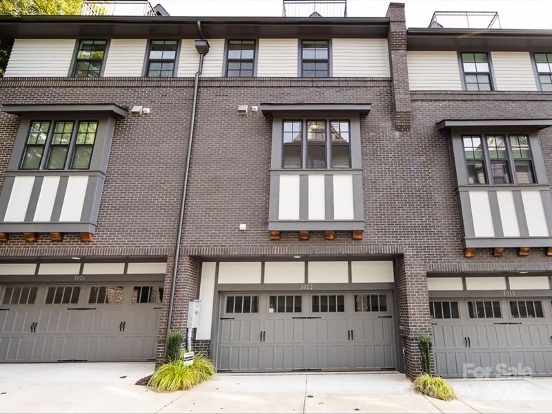 Image 43 of a home in . Image 43 of a home in .