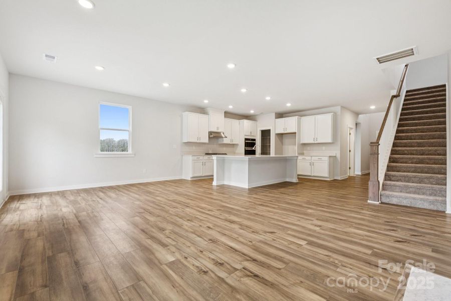 Image 24 of a home in Cannon Manor.