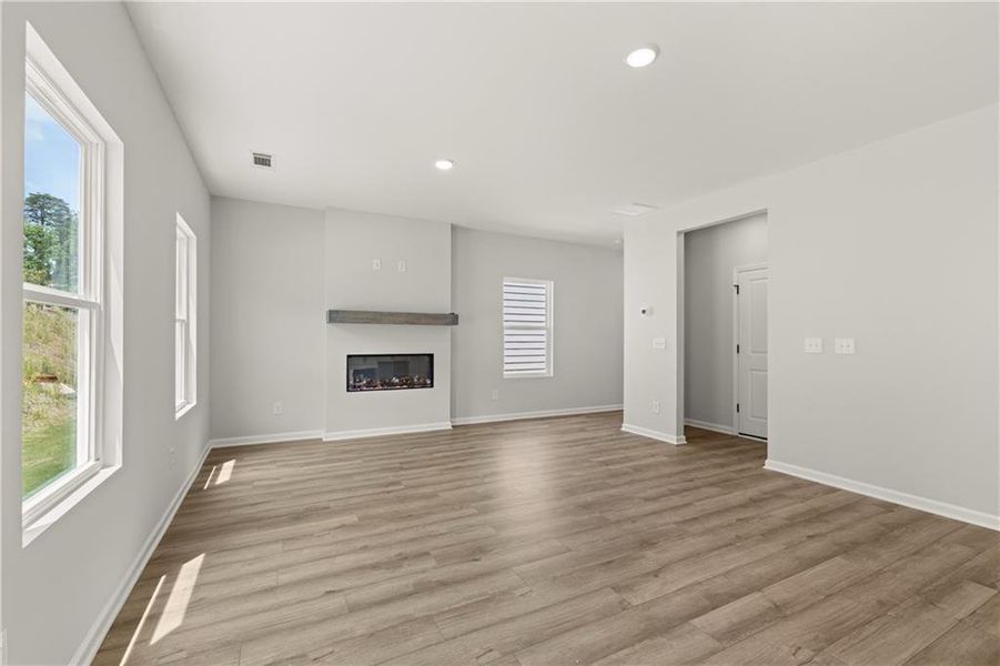 Spacious, unfurnished interior of a new home in The Bluffs, Canton (Image 15).