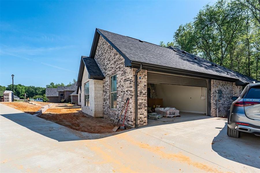 Image 21 of a home in .