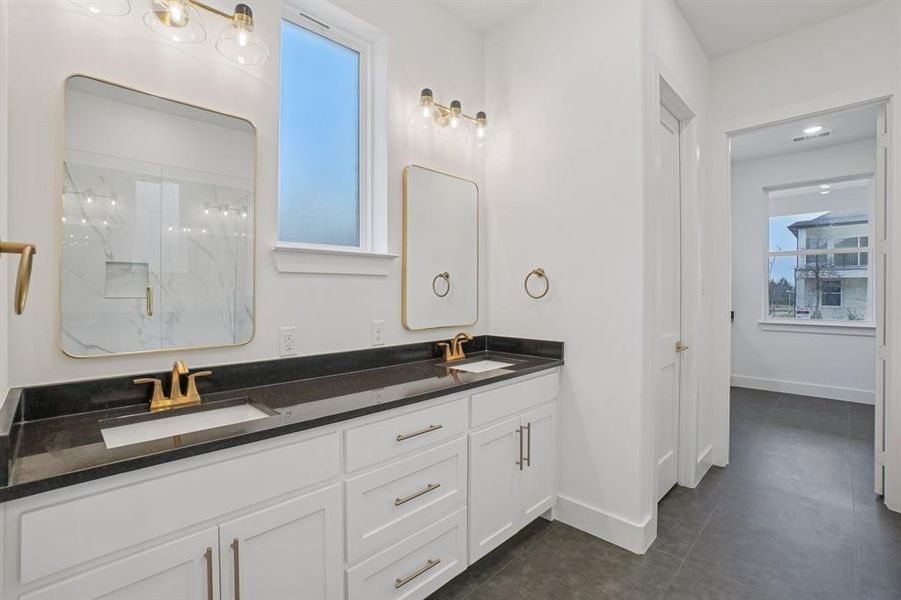 Furnished interior view inside a new home in , Rowlett (Image 10).