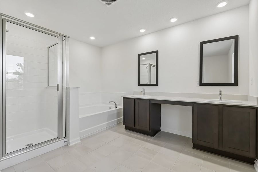 Furnished interior view inside a new home in Hawkes Meadow, Jacksonville (Image 10).