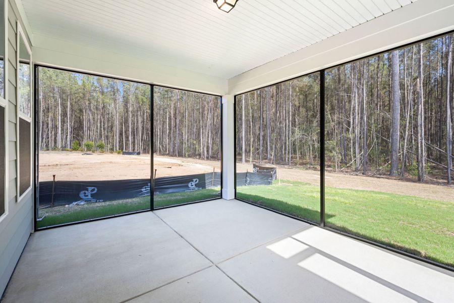 Exterior details and patio area of a home in Sun City Hilton Head, Bluffton (Image 3).