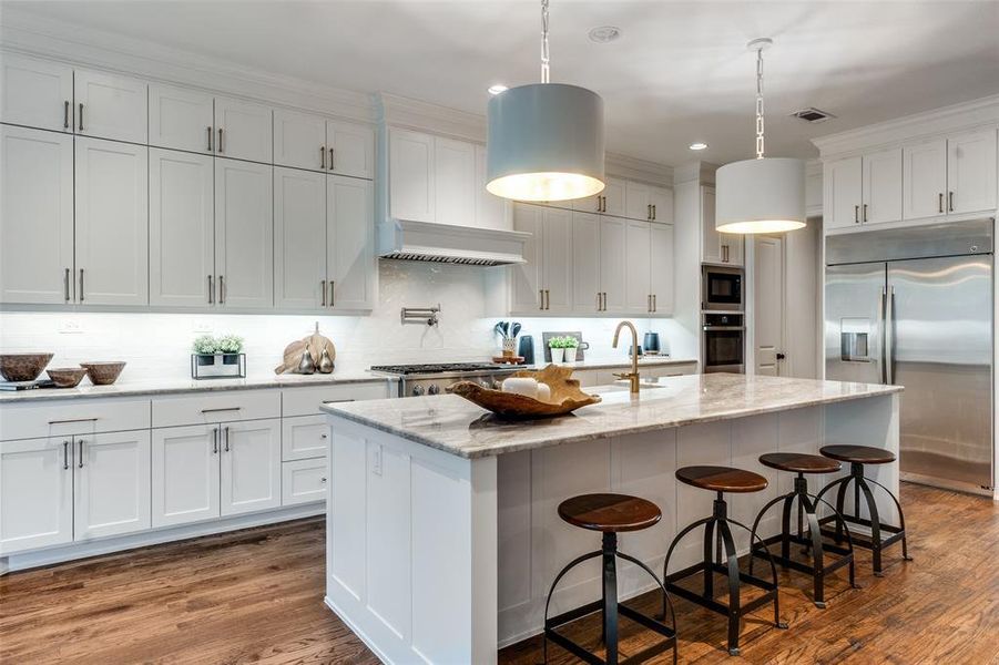Furnished interior view inside a new home in , Dallas (Image 21).