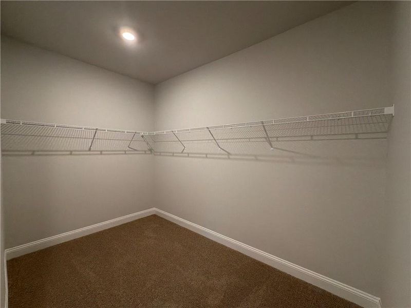 Spacious, unfurnished interior of a new home in Tuscany Hills, Douglasville (Image 21).