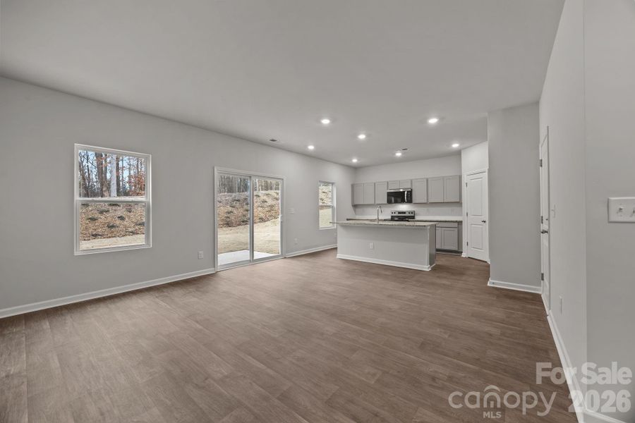 Spacious, unfurnished interior of a new home in Fisher Springs, Kannapolis (Image 10).