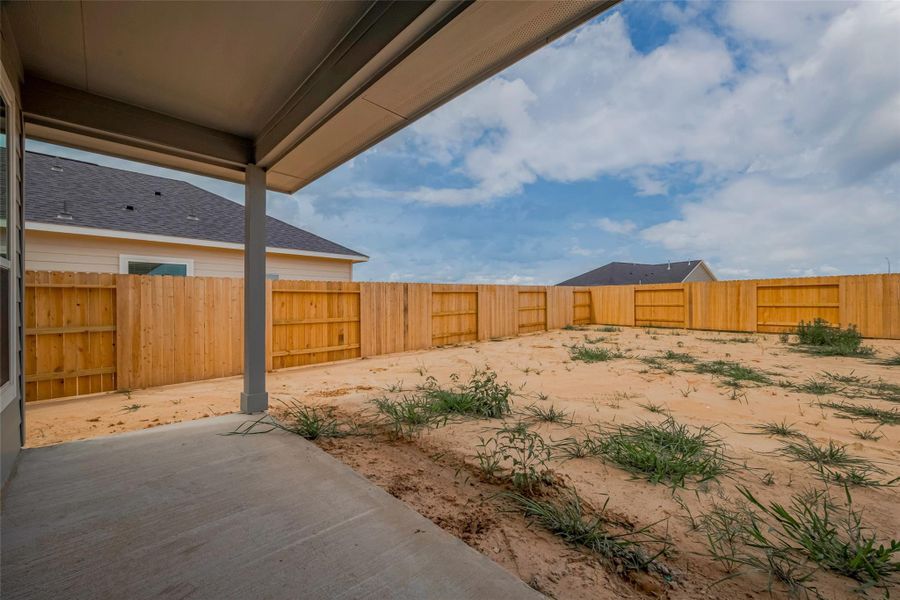 Exterior details and patio area of a home in La Segarra, Brookshire (Image 3).