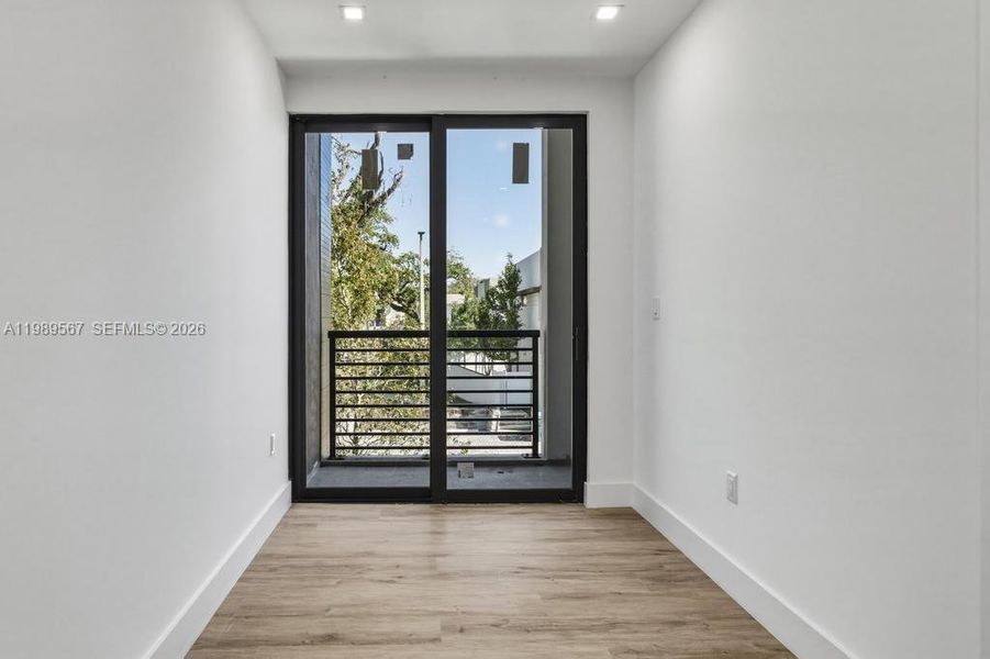 Spacious, unfurnished interior of a new home in , Dania Beach (Image 26). Spacious, unfurnished interior of a new home in , Dania Beach (Image 26).