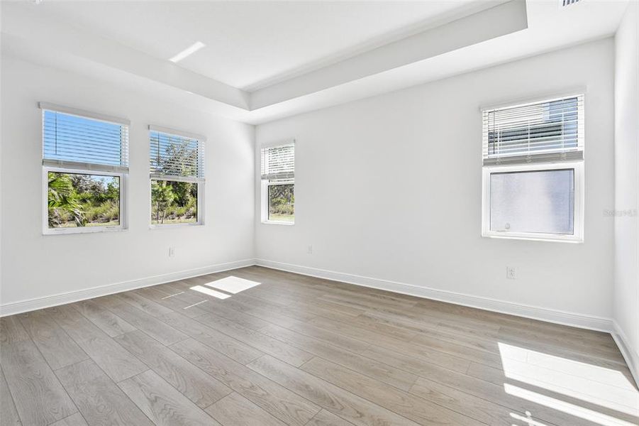 Spacious, unfurnished interior of a new home in Hawkstone, Sarasota (Image 22). Spacious, unfurnished interior of a new home in Hawkstone, Sarasota (Image 22).
