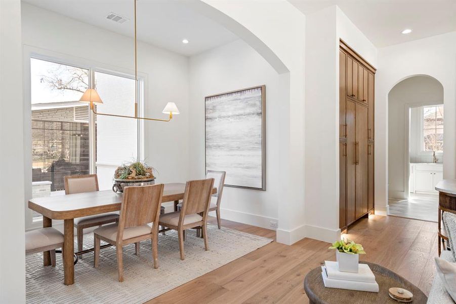 Furnished interior view inside a new home in , Dallas (Image 30).