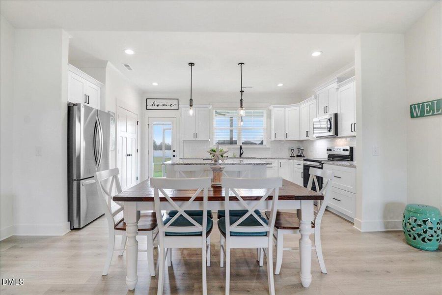 15-16 Tanseyleaf Dr-15