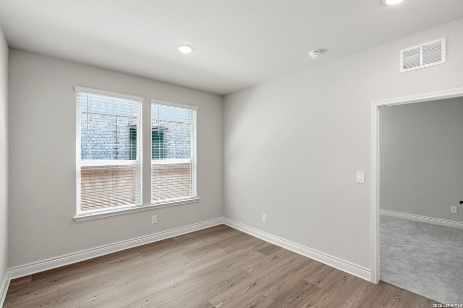 Spacious, unfurnished interior of a new home in Bison Ridge, San Antonio (Image 35). Spacious, unfurnished interior of a new home in Bison Ridge, San Antonio (Image 35).