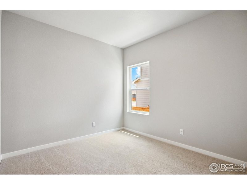 Spacious, unfurnished interior of a new home in Hidden Valley Farm, Severance (Image 13).