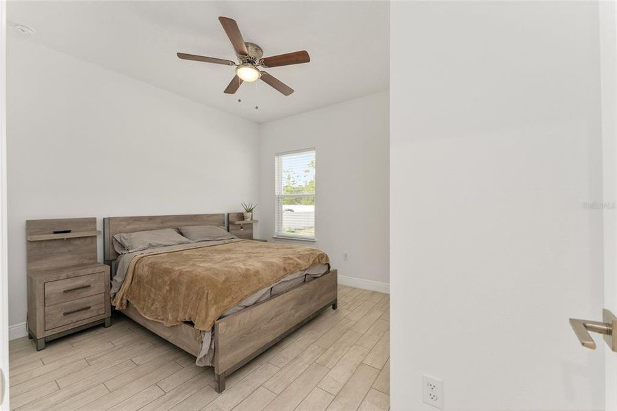 Furnished interior view inside a new home in , Ocala (Image 14).