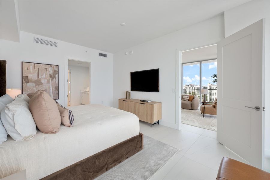 Furnished interior view inside a new home in , Fort Lauderdale (Image 8). Furnished interior view inside a new home in , Fort Lauderdale (Image 8).