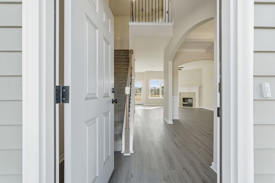 Representative unfurnished interior of a home built from the The Chatman by RTS Homes in The Gardens at 15 West, Hinesville (Image 20).