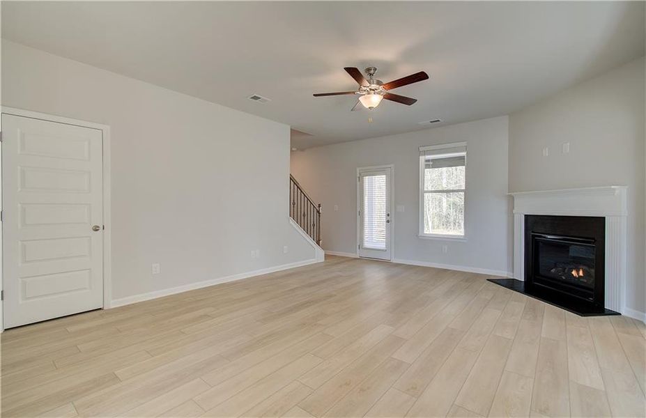 Spacious, unfurnished interior of a new home in Copperfield, Locust Grove (Image 11).