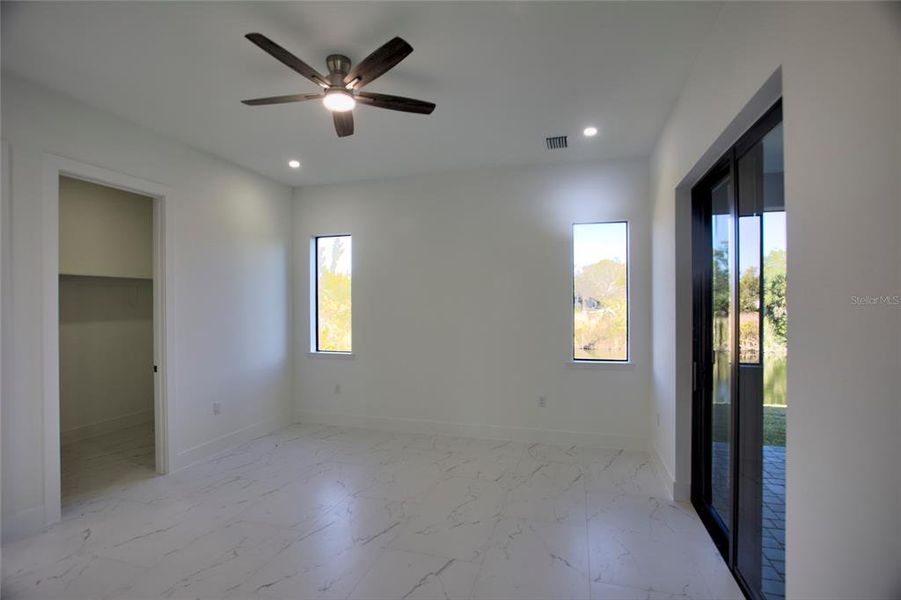 Spacious, unfurnished interior of a new home in , Port Charlotte (Image 46). Spacious, unfurnished interior of a new home in , Port Charlotte (Image 46).
