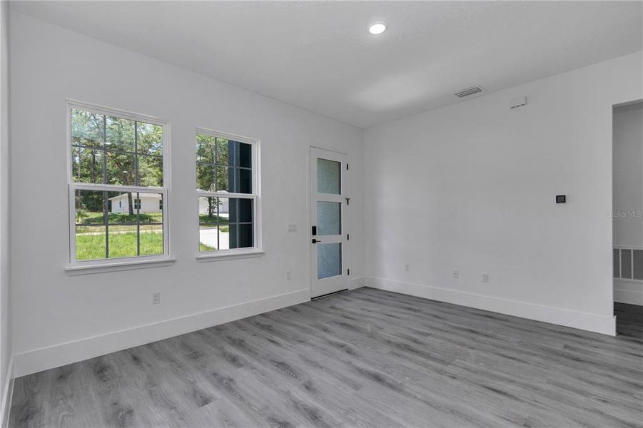 Spacious, unfurnished interior of a new home in , Dunnellon (Image 35). Spacious, unfurnished interior of a new home in , Dunnellon (Image 35).