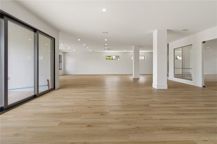 Spacious, unfurnished interior of a new home in , Clermont (Image 48). Spacious, unfurnished interior of a new home in , Clermont (Image 48).