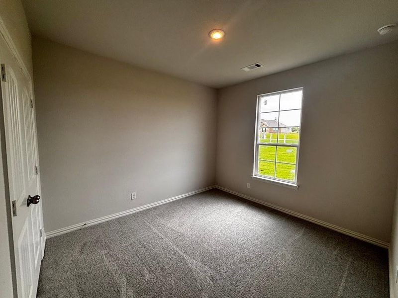 Spacious, unfurnished interior of a new home in Hillview Addition, Decatur (Image 11).