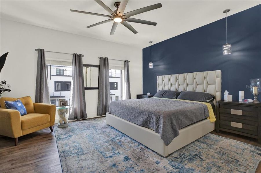 Furnished interior view inside a new home in , Pinellas Park (Image 29).