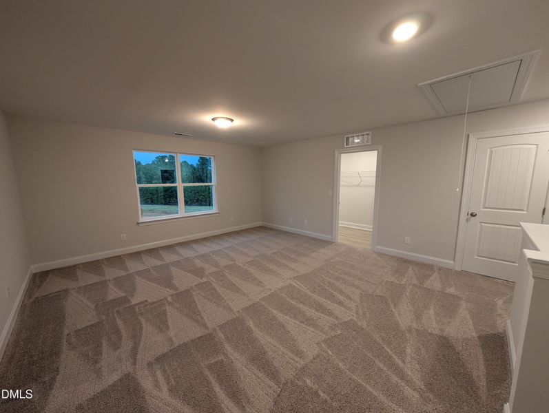 PXL_20250926_225803097