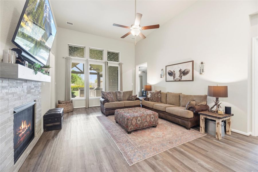 Living room with fireplace