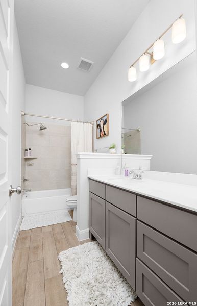 Furnished interior view inside a new home in Meadows of Mill Creek, Seguin (Image 29).