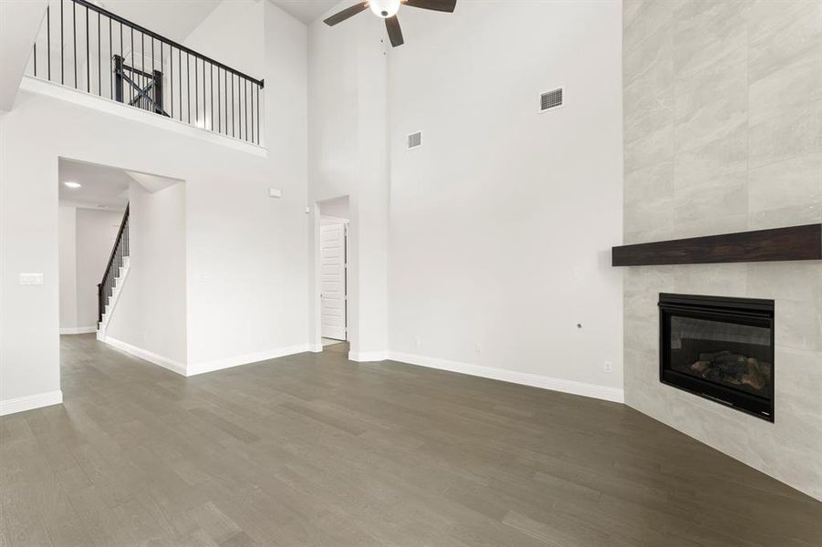 7_08. 3229 Agnew - Family (2)