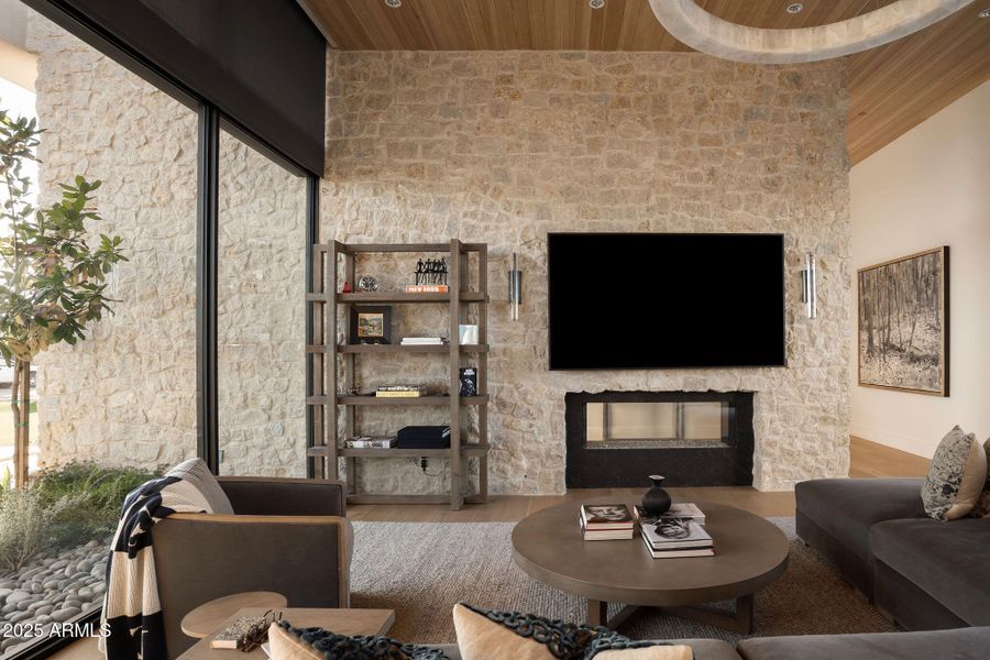 7034 E Paradise Dr 7034 E Paradise Dr