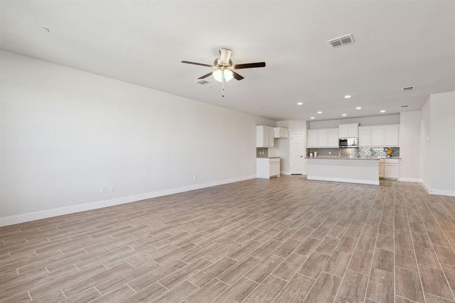 Spacious, unfurnished interior of a new home in , Watauga (Image 21).