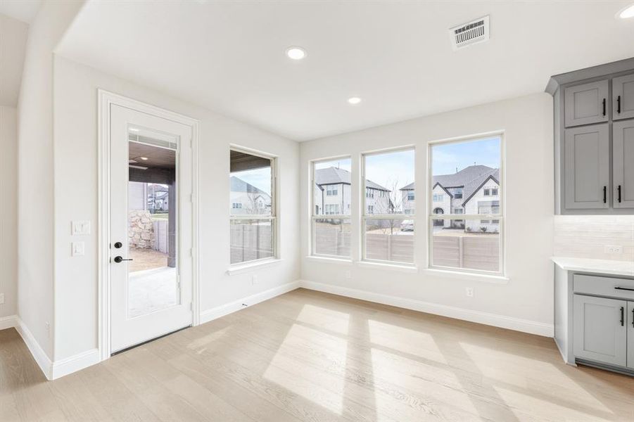 Spacious, unfurnished interior of a new home in Painted Tree, McKinney (Image 32). Spacious, unfurnished interior of a new home in Painted Tree, McKinney (Image 32).