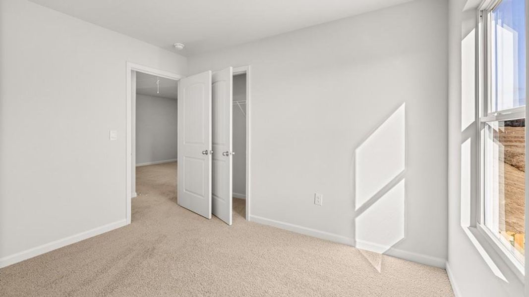 Spacious, unfurnished interior of a new home in Rolling Meadows, Jasper (Image 24). Spacious, unfurnished interior of a new home in Rolling Meadows, Jasper (Image 24).