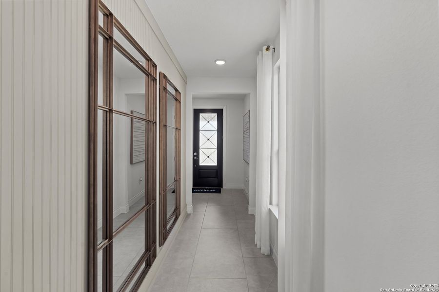 Furnished interior view inside a new home in Del Webb New Braunfels at Veramendi, New Braunfels (Image 18).