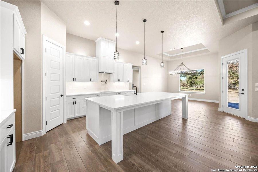 Furnished interior view inside a new home in , La Vernia (Image 13).