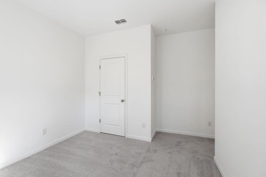 Spacious, unfurnished interior of a new home in Somerset at Veterans Memorial, Mableton (Image 29).
