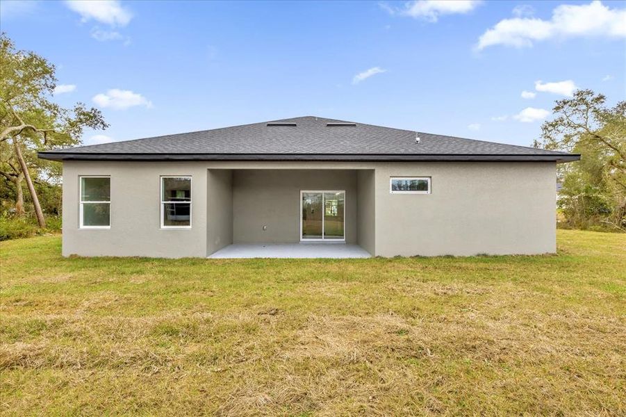 Exterior details and patio area of a home in , Ocala (Image 21).