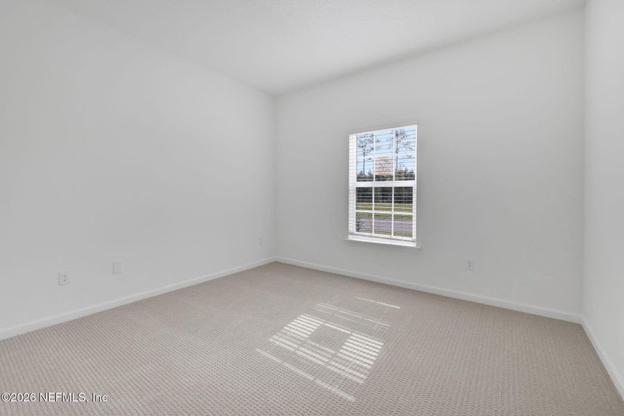 Spacious, unfurnished interior of a new home in Jennings Farm, Middleburg (Image 23).