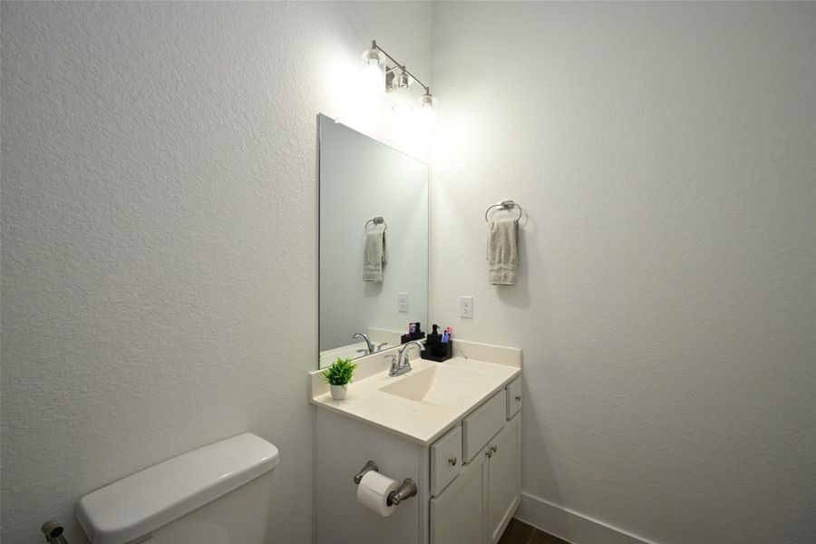 Furnished interior view inside a new home in , Missouri City (Image 17).