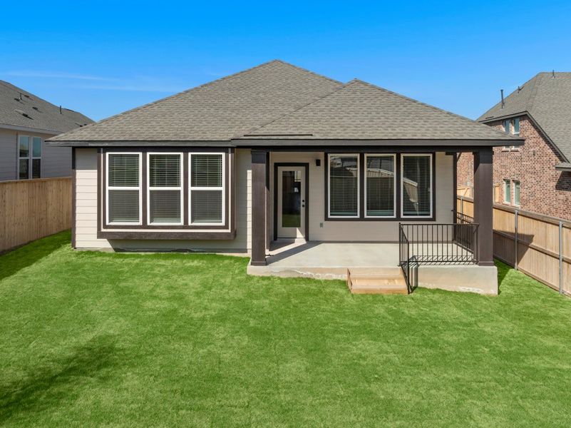 Exterior details and patio area of a home in Mayfair, New Braunfels (Image 3).