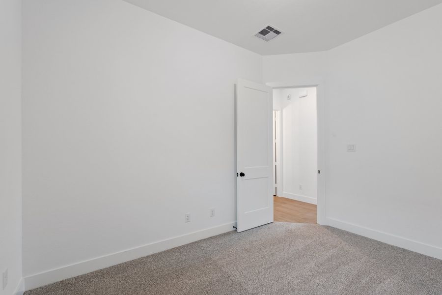 Spacious, unfurnished interior of a new home in Brookewater, Rosenberg (Image 17). Spacious, unfurnished interior of a new home in Brookewater, Rosenberg (Image 17).